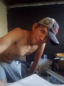 Cloud0nMycock live sex cam