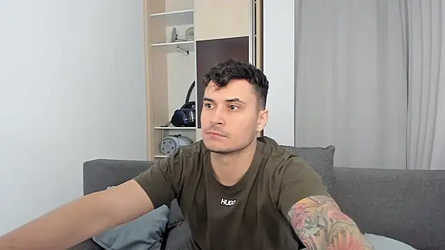 MatMalonne live sex cam