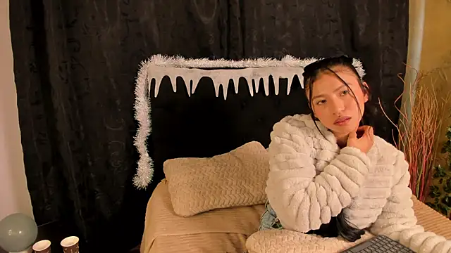 Tiffany_Nm's cam snapshot