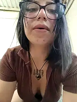 Kitty_Melodi live sex cam