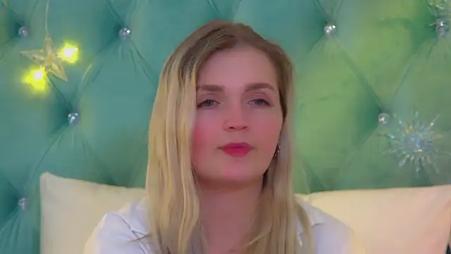 AnnyRaii's cam snapshot