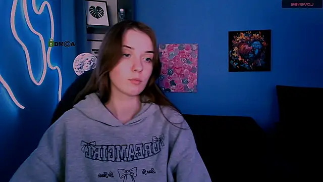 rosalie_liu's cam snapshot