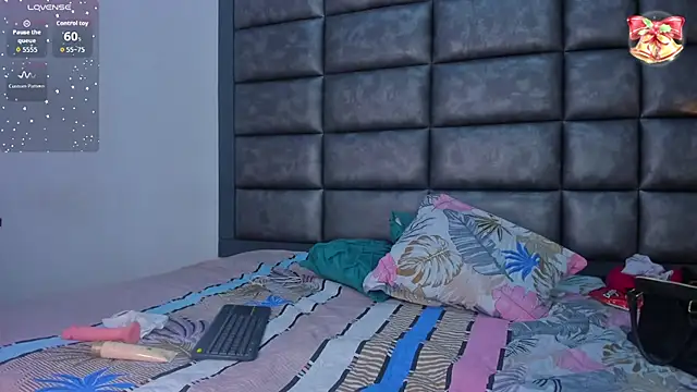 Kattaleyaa_'s cam snapshot