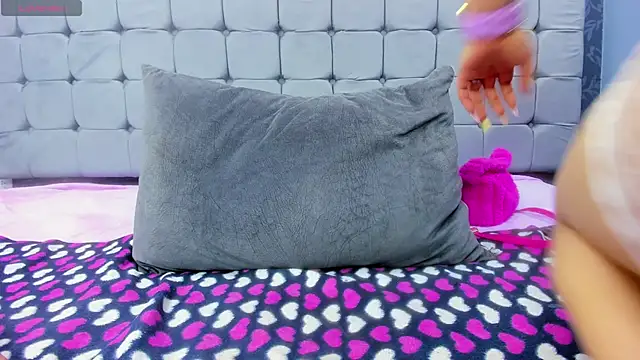 Messy_Karol_'s cam snapshot