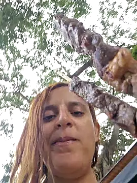 AliceRuivinha2 live sex cam