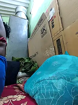 Tamilselviroja- live sex cam