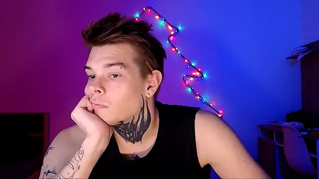 DENIS_HERE's cam snapshot