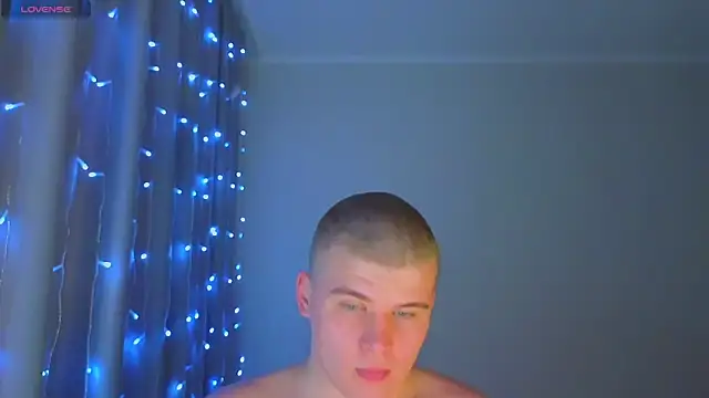 kittenmurr's cam snapshot