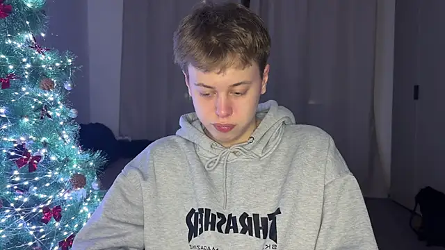 _bee_boy_'s cam snapshot