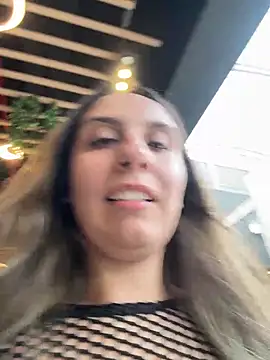 sarah_honey__ live sex cam