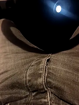 Truckman23cm live sex cam