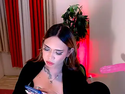 multicummer_staycey live sex cam