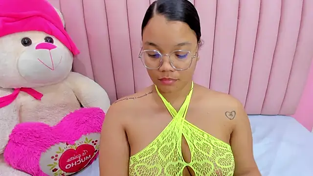 ISABELLA_020 live sex cam