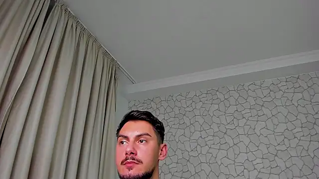 ClintMasters live sex cam