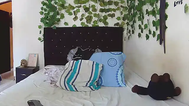 caribbeanlover1 live sex cam