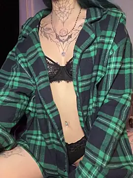 Miiaaa- live sex cam