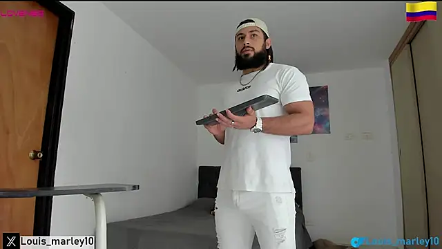 Louis_marley__ live sex cam