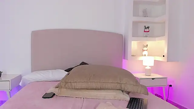 nathalynbarnes live sex cam