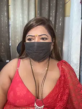 GEET-LOVE live sex cam