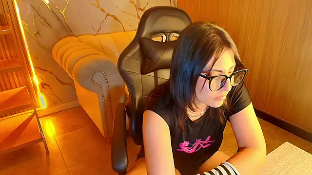 lexiemarie_tf's cam snapshot