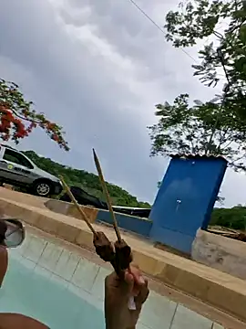 AliceRuivinha2 live sex cam