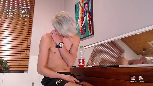 nicktorn's cam snapshot