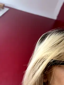 LittleMissEeve live sex cam