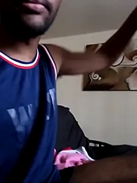 moneybaggtj's cam snapshot