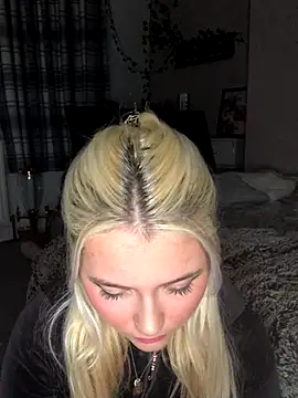 Blondie_Sofia_Essexbabe's cam snapshot