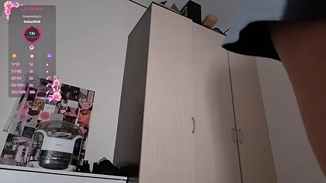 BabySofa live sex cam