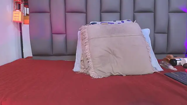 _MiaBrown_ live sex cam