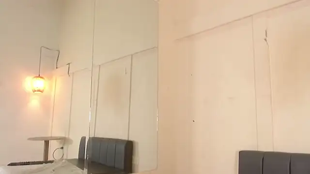 kytty_mily_'s cam snapshot