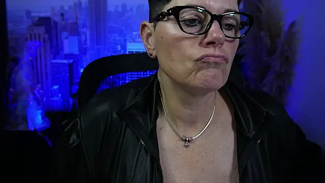 ninarandmann live sex cam