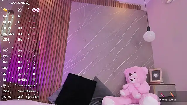 ariana_jhonson1's cam snapshot