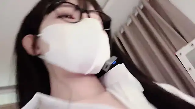 Jennie_Pub's cam snapshot