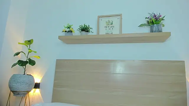 maroly_21's cam snapshot