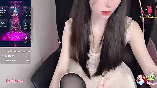 -Alicee-'s cam snapshot