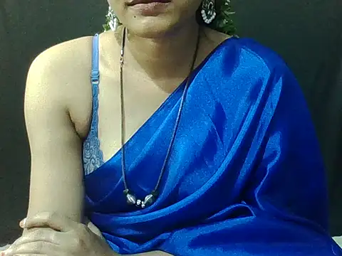 Thilothama_Vaishu's cam snapshot