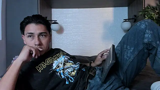 Andy_Joy_ live sex cam