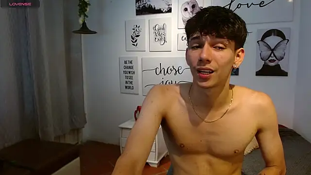 AmethystShadow17 live sex cam