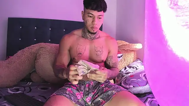 daamonxxx19 live sex cam