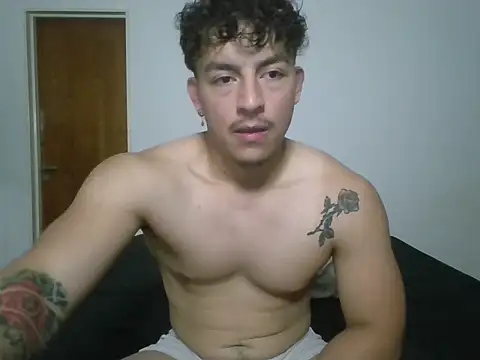 Tonblaze live sex cam