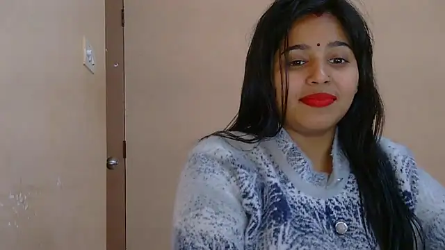 Cute-Simmi69 live sex cam