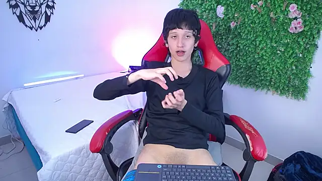 Emo_Boy_ live sex cam