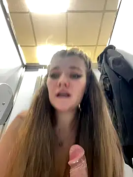 Holy_Tereza live sex cam