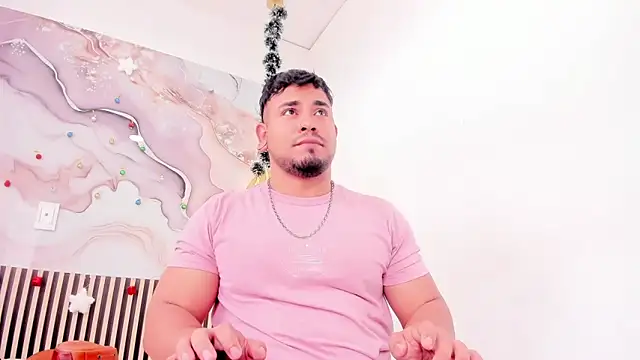 BrianMalonee live sex cam