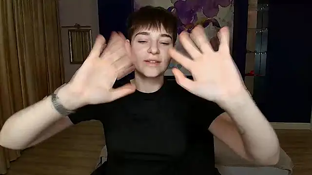 EmiliaYours live sex cam