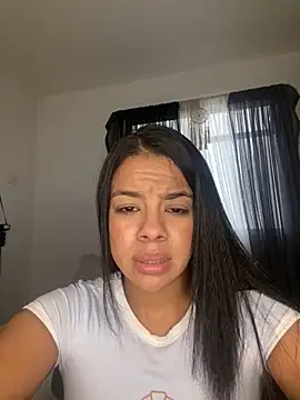 trianawhite's cam snapshot