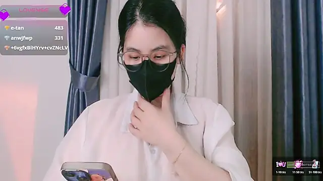 _Lov_Lynh live sex cam