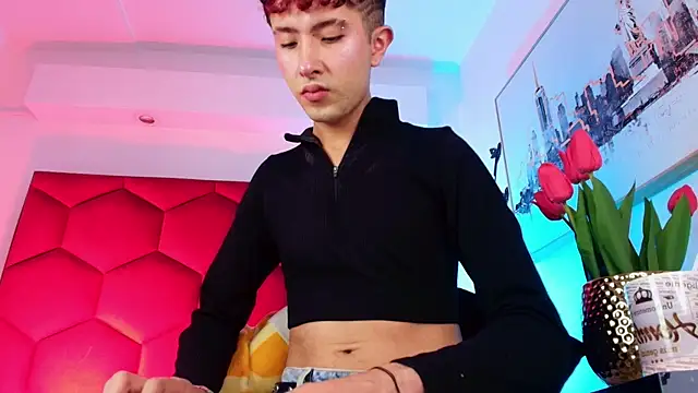 Noah_Xitruxx live sex cam